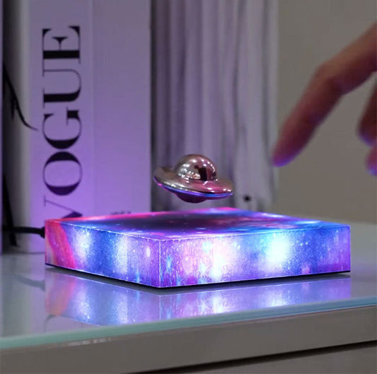 LumiGalaxie UFO – Lampe Lévitation Magnétique | Galaxies Flottantes & Déco Futuriste