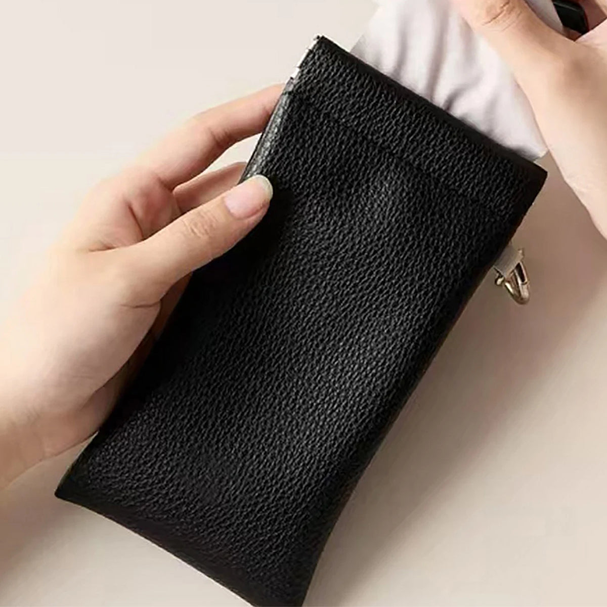 Pochette souple pour lunettes avec porte-clés | ABKANOVA