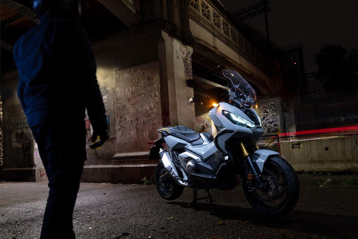 Traceur GPS 4G Discret – Suivi en Temps Réel | Voiture, Scooter, Moto